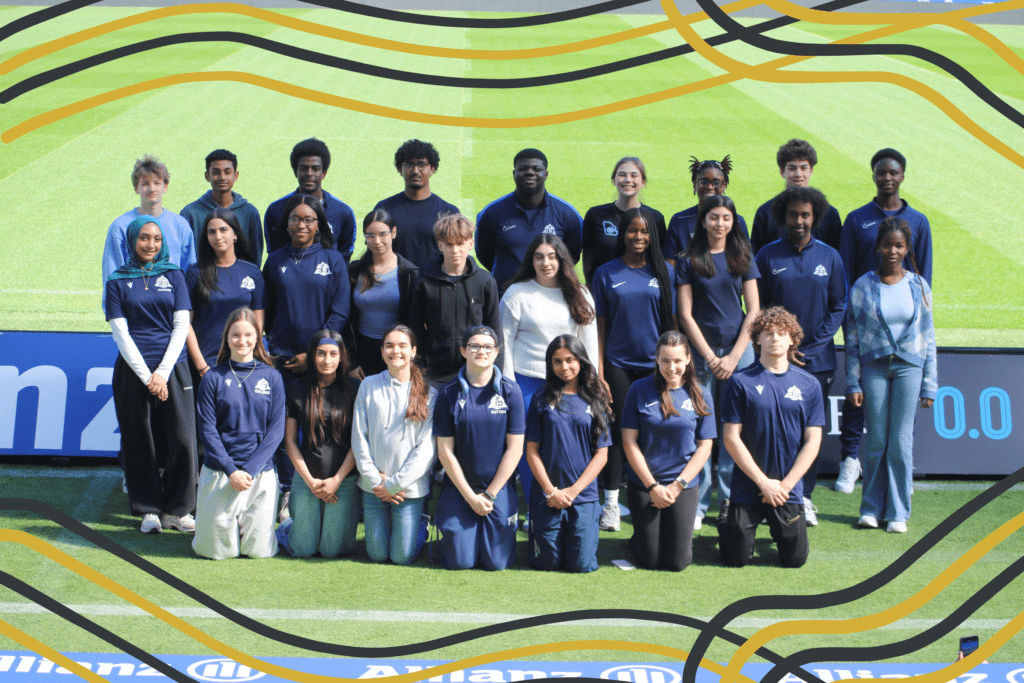 mixed ethnicity lyg33 young people